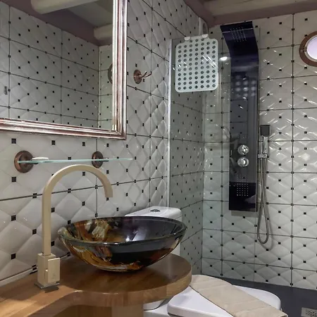 Boutique Vetus Oppidum Hébergement de vacances La Canée